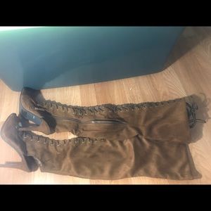 Thigh high chocolate brown heels size 8